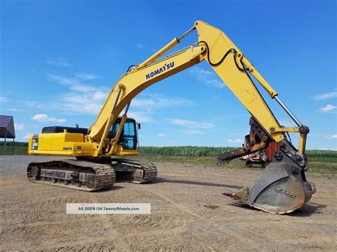 komatsu track hoe